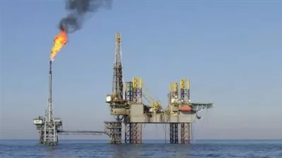 أسعار النفط تستقر بعد بيانات عن تباطؤ الطلب الأمريكي