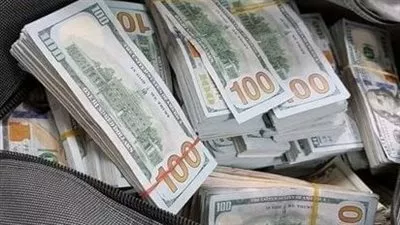 ضبط قضايا إتجار بالنقد الأجنبي بقيمة 9 ملايين جنيه خلال 24 ساعة 