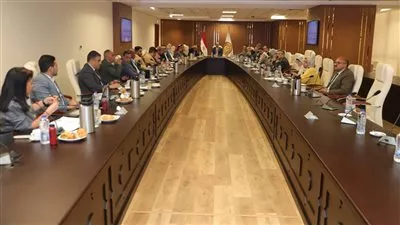 الحكومة تستعد لإصدار 87 قرارًا وزاريًا تنفيذيًا لقانون العمل الجديد