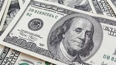 الدولار يتأرجح مع ترقب المستثمرين لمؤشرات سوق العمل الأمريكية