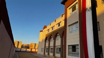 وزير الإٍسكان يوجه بإنهاء المشروعات السكنية بمدينة أكتوبر الجديدة