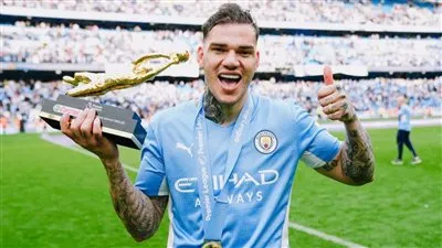 مانشستر سيتي يعلن رحيل الحارس البرازيلي إيدرسون إلى فنربخشة التركي