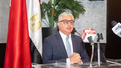 اقتصادية قناة السويس تجذب استثمارات بقيمة 10.2 مليارات دولار خلال 38 شهرًا