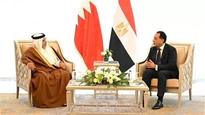 رئيس الوزراء يعقد جلسة مباحثات موسّعة مع ولي عهد البحرين