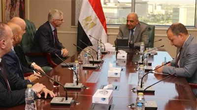  وزير الكهرباء يبحث التعاون مع «ABB» لتطوير شبكات النقل والتوزيع