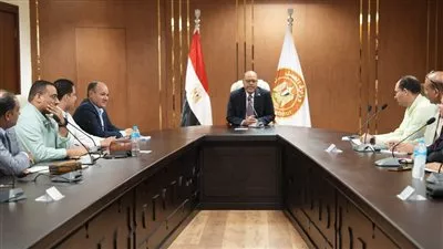 تحرير 201 محضر تراخيص أجانب بأول أيام تطبيق قانون العمل الجديد