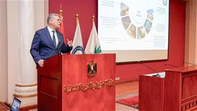 وزير البترول يبحث تعزيز الشراكات الاستراتيجية مع الشركات العالمية