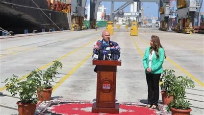 مصر تعرض فرصًا استثمارية بالموانئ والقطار الكهربائي على الشركات الأمريكية 