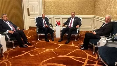 وزير الخارجية يبحث مع نظيره التركي تعزيز التعاون الاقتصادي المشترك