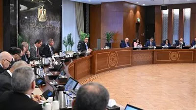 رئيس الوزراء: زيادة البنزين والسولار خلال أكتوبر المقبل قد تكون الأخيرة