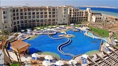 محافظة أسوان تقرر خفض رسوم الإقامة بالفنادق إلى 1%