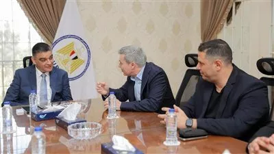 «الشراء الموحد» تبحث مع «أولميد» البريطانية التعاون في تصنيع المستلزمات الطبية 