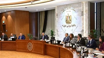 رئيس الوزراء يتابع جهود النهوض بصناعة الحديد والصلب في مصر