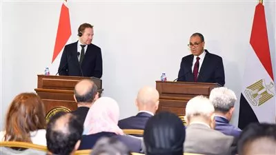 وزير الخارجية يبحث مع نظيره الهولندي تعزيز العلاقات الثنائية بين البلدين