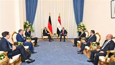 السيسي يؤكد تطوير العلاقات المصرية الألمانية لمستوى الشراكة الاستراتيجية