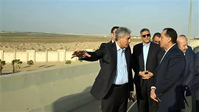 رئيس الوزراء يتابع أعمال تطوير المنطقة المحيطة بالمتحف المصري الكبير