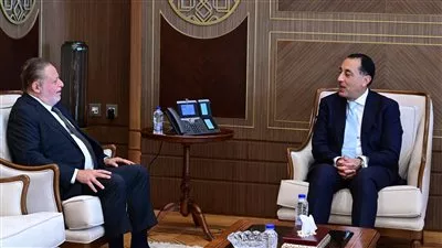 رئيس الوزراء يستعرض مستجدات السياسات المالية والنقدية بين الحكومة والبنك المركزي