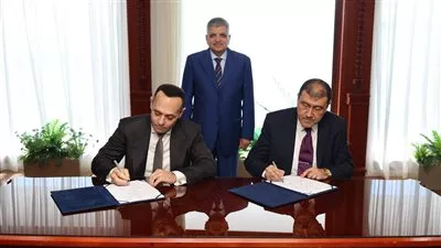 قناة السويس توقع عقدًا مع «أنكوراج» لإنشاء مصنع بتروكيماويات بـ6.5 مليار دولار