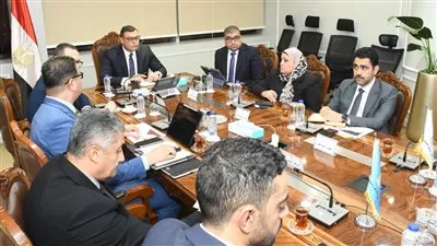 وزير الإسكان يتابع موقف طرح الفرص الاستثمارية بالمدن الجديدة