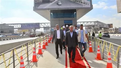 وزير النقل يتفقد جاهزية الطرق والمحاور المؤدية إلى المتحف المصري الكبير