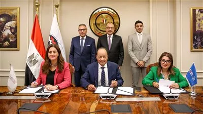 «الأهلي المصري» و «التجاري الدولي» يوقعان عقد تمويل مصنع بيوراديف بـ 1.3 مليار جنيه