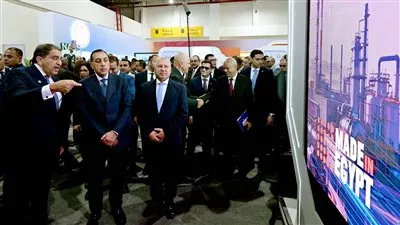 رئيس الوزراء يتابع مستجدات تطوير وجذب الإستثمارات الصناعية خلال معرض  MEA Industry