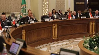 مجلس وزراء النقل العرب يناقش تداعيات الإضطرابات الإقليمية على سلاسل الإمداد العالمية