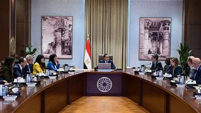 رئيس الوزراء يبحث دعم إستثمارات البنية التحتية والطاقة والمياه مع «البنك الدولى» 