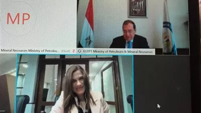 وزير البترول يبحث مع نظيرته القبرصية علاقات الشراكة بمجال الغاز الطبيعى