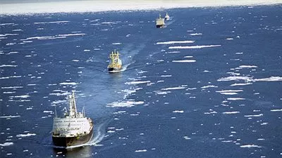 بالفيديو .. غرق مركب في بحر المانش بأوروبا