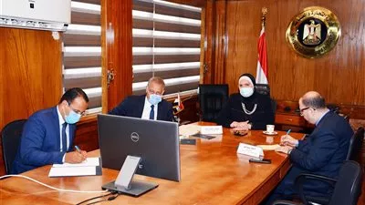 3 وزراء يبحثون توفير فرص عمل للعمالة العائدة من الخارج بسبب كورونا