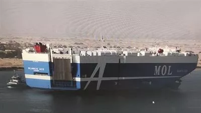 ميناء السخنة يستقبل السفينة BLANCO ACE بحمولة 1513 سيارة