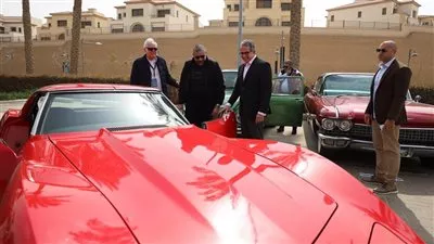 وزير السياحة والآثار يشارك في افتتاح كرنفال السيارات التاريخية والكلاسيكية