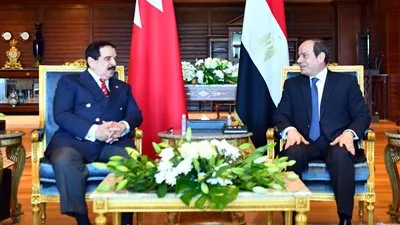 السيسي يؤكد حرص مصر على تعزيز التعاون مع البحرين في مختلف المجالات
