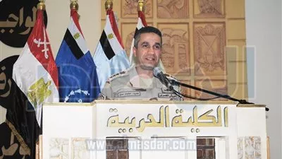 الكلية الحربية تستضيف المتحدث العسكرى