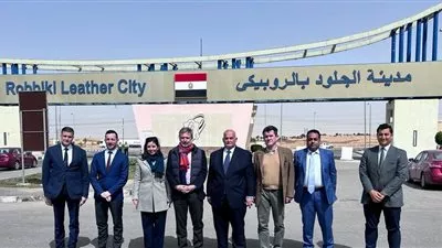 وفد حكومي إيطالي يستعرض تطورات العمل بمدينة الجلود بالروبيكي