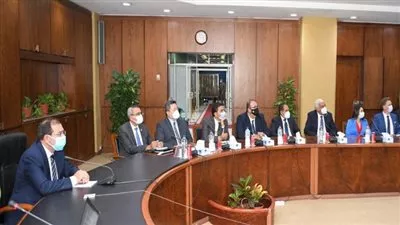 وزير البترول يترأس الإجتماع الأول للجنة العليا لمؤتمر «إيجبس 2022» 
