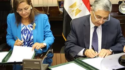 «شاكر» و«السعيد» يوقعان بروتوكول تعاون للاستفادة من أصول شركات الكهرباء