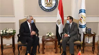 وزير البترول يعلن استمرار سريان اتفاق توريد الخام العراقى لمصر 6 أشهر