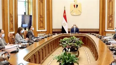 السيسى يستعرض مؤشرات الأداء الاقتصادى خلال 2019-2020