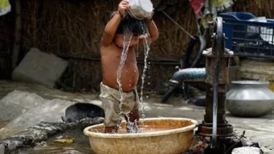 بالفيديو..موجة حرارة تجتاح جنوب باكستان تخلف المئات من القتلى