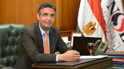 «البريد» يصدر طابعًا تذكاريًا بمناسبة الاحتفال بيوم السياحة العالمي