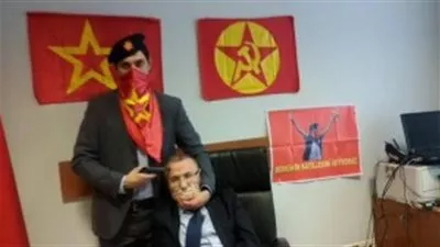بالفيديو..وفاة المدعى العام التركى المحتجز متأثراً بجروحه