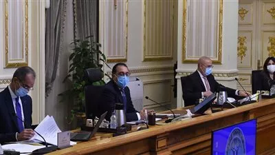 رئيس الوزراء يتابع الموقف التنفيذى لمشروعات العاصمة الإدارية الجديدة