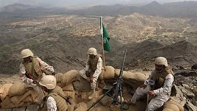 بالفيديو..مقتل جندي سعودى وإصابة 10 جراء اطلاق نار على الحدود مع اليمن