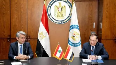وزير البترول ونظيره اللبنانى يبحثان الصيغة النهائية لعقد استيراد الغاز المصرى