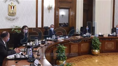 رئيس الوزراء يتابع موقف تنفيذ المشروعات المُمولة من شركاء التنمية