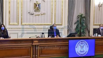 «مدبولى» يستعرض ملامح خطة إنشاء محطات تحلية مياه البحر 2020-2050