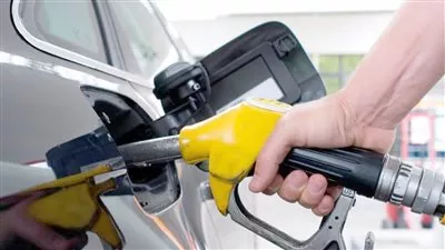 الحكومة تقرر رفع أسعار البنزين 25 قرشًا