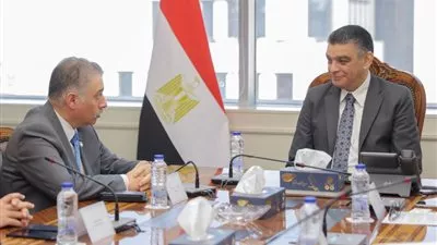 مصر تبحث إنشاء منصة موحدة لنفاذ الأدوية والمستلزمات الطبية للدول الافريقية 